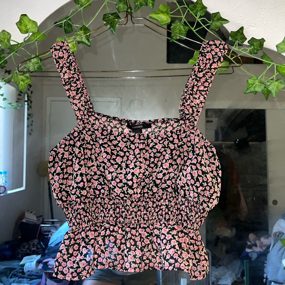 Floral top